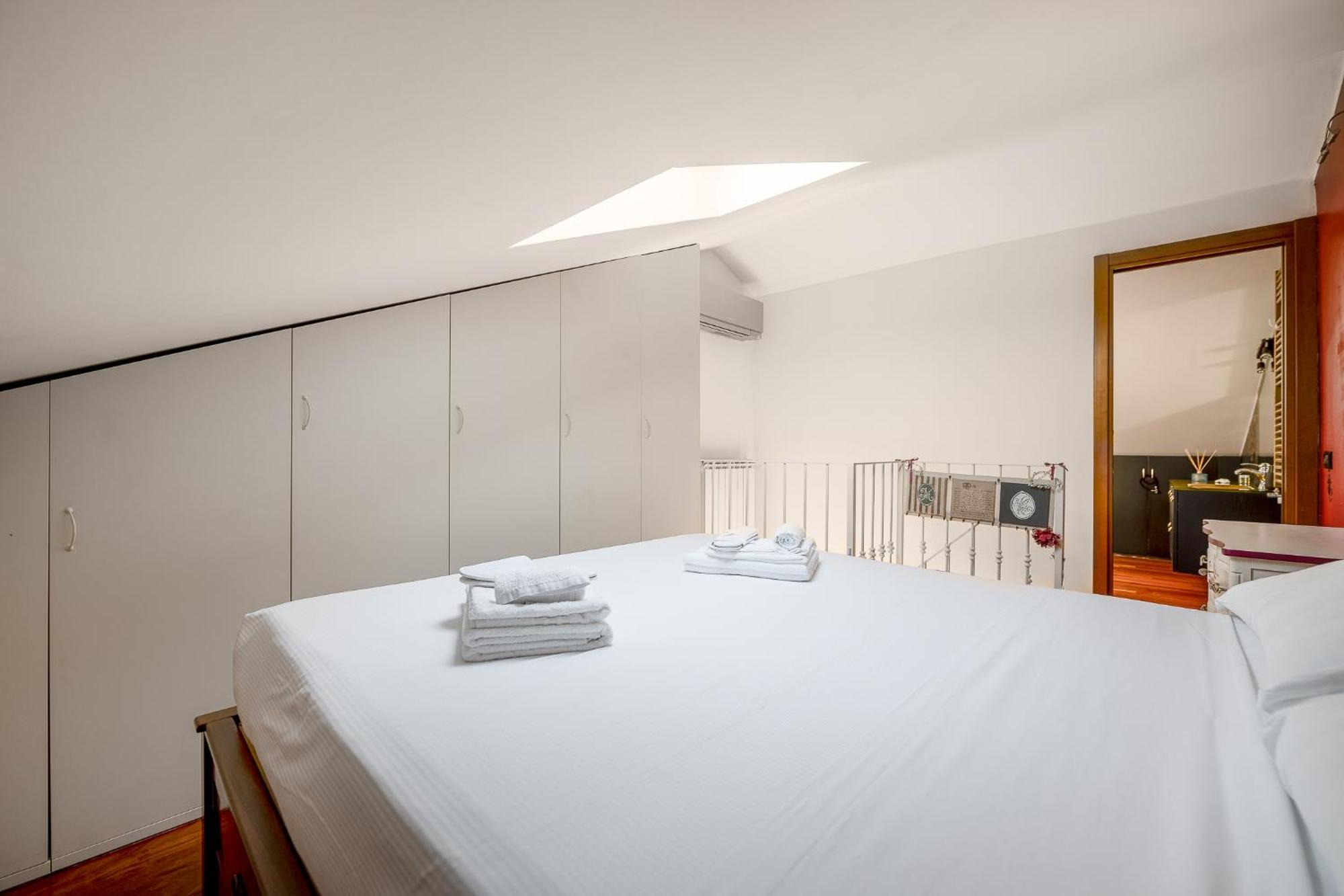 ミラノBright Loft - Free Private Parkingアパートメント エクステリア 写真